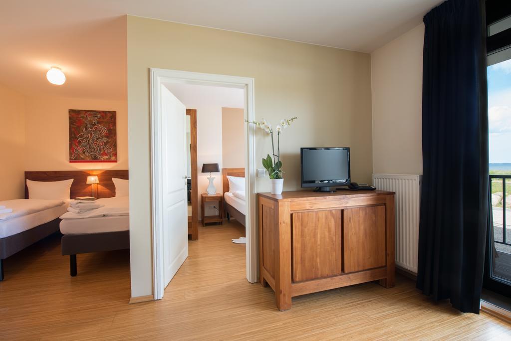 Aparthotel Ostseeperle Glowe - schön gestrandet Zimmer foto